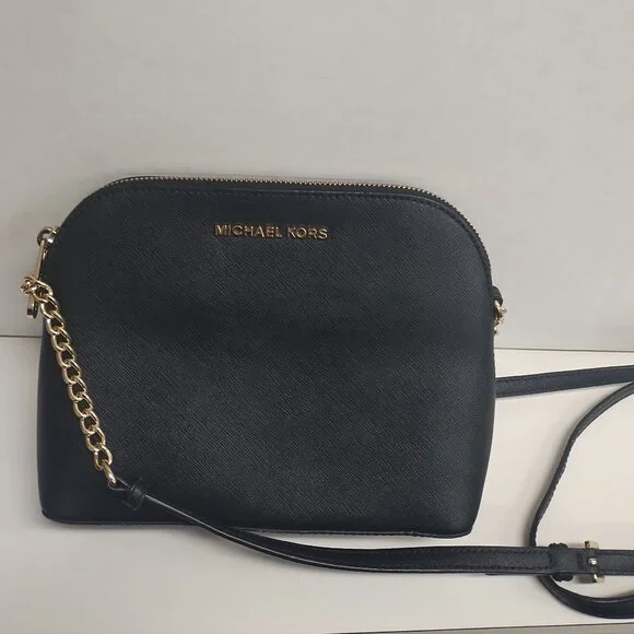 Michael Kors Cindy Crossbody - Picture 4 of 9